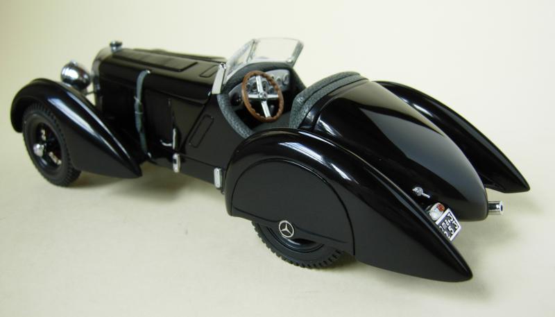 CMC M-001 Mercedes-Benz SSK Black Prince 1930 Noir 1/24 - Jamais Joué