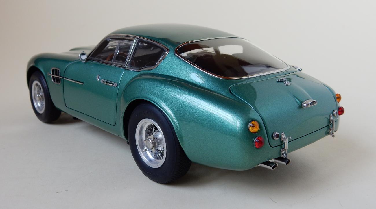 OXFORD DIECAST 1/43 Aston Martin DB4 GT Zagato rouge lotus Elan Plus 2